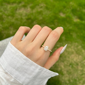 St.KARATS Eloina Ring